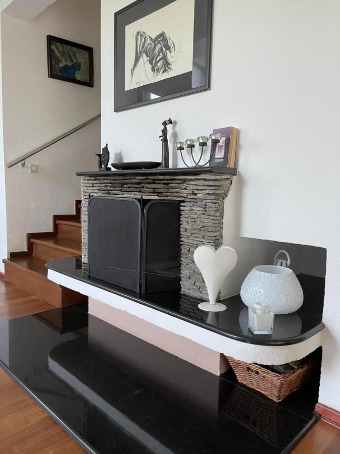 Sendy Villa